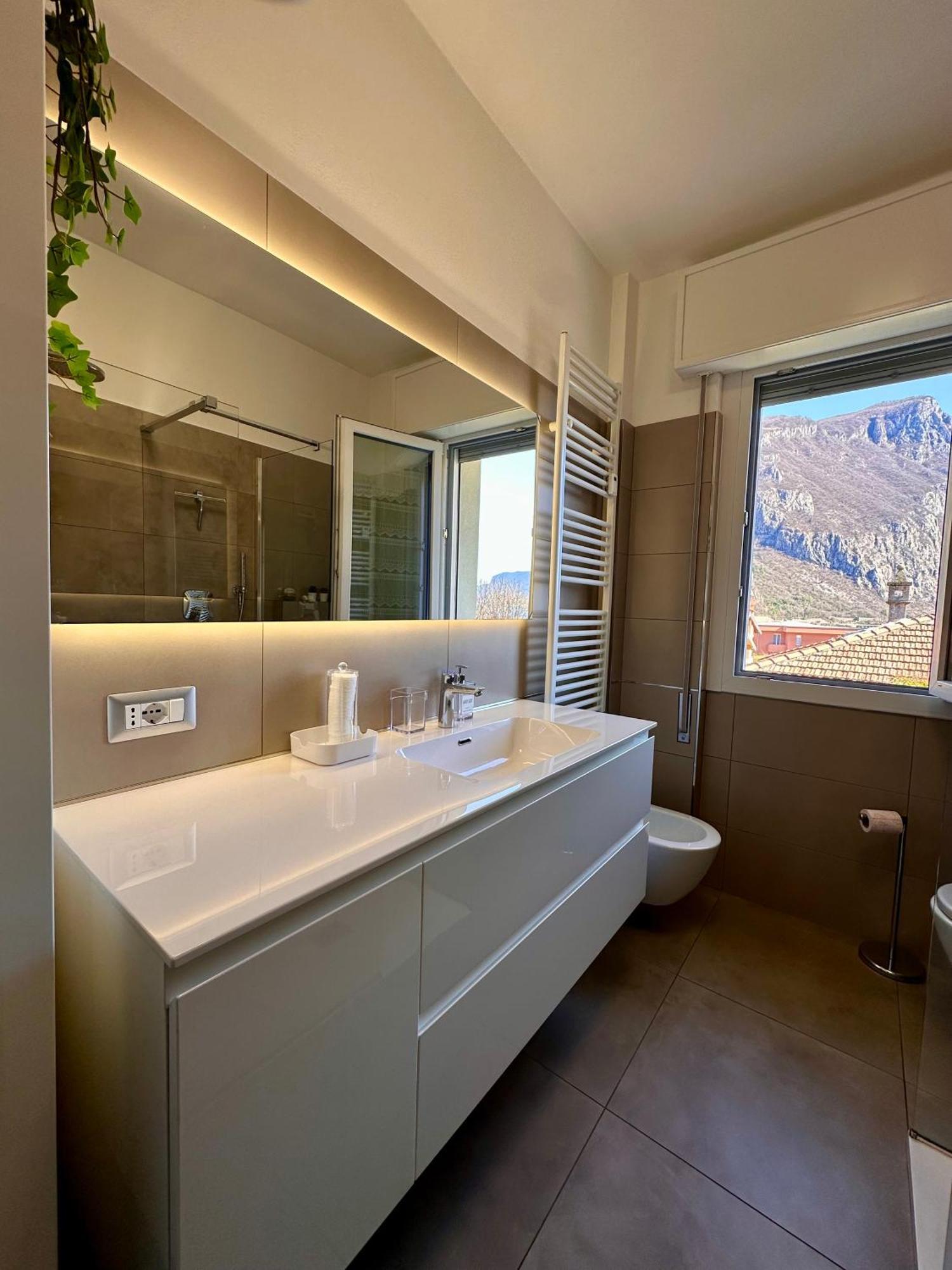 Apartamento Buddy's House Abbadia Lariana